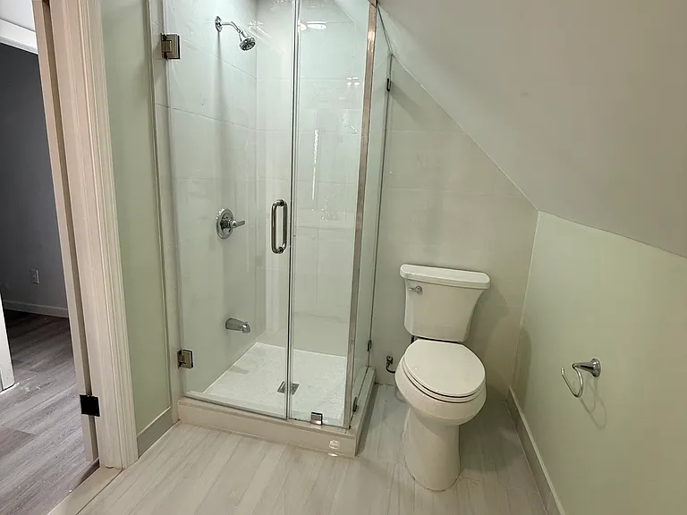 21 Edgar St #2 — Photo 17