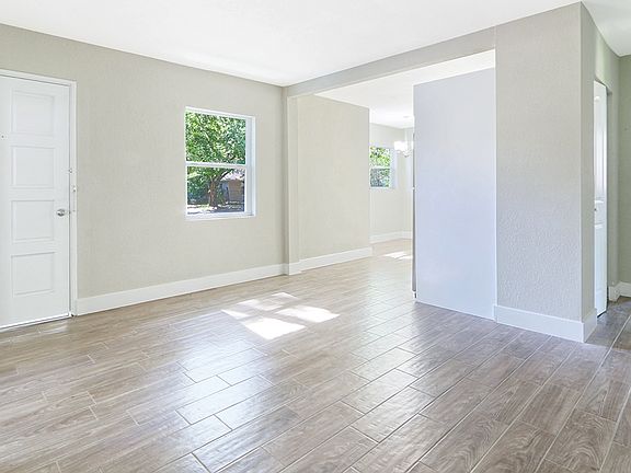5th image of 8720 N Calder Pl