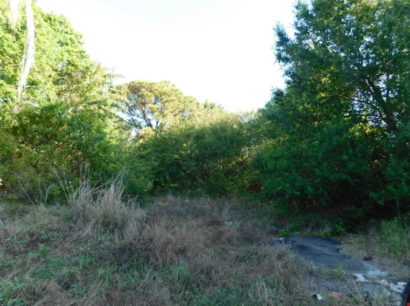 6602 Ocala Avenue, Fort Pierce, FL 34951