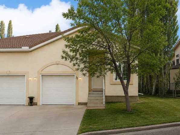 13 SE Scimitar Heath NW, Calgary, AB T3L 2E1