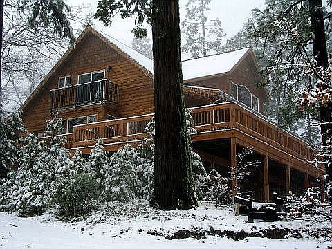 Main house 3 bdrm, 2.5 bath, balconies, 1000 sq ft of trex decking, basement