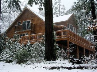 16636 White Fang Dr, Sonora, CA 95370