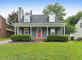722 Huntington Ct, Burlington, NC 27215