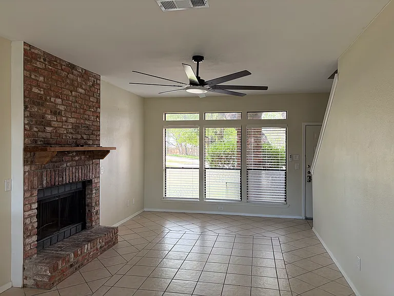 8301 Bradford Edward Cv — Photo 4
