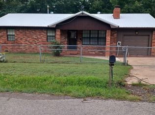 503 E Lafayette Ave, Checotah, OK 74426