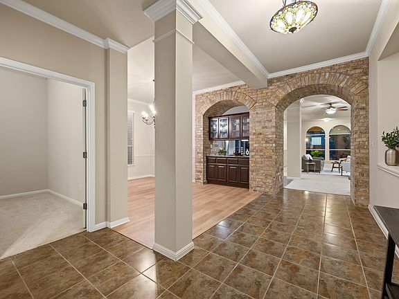 5th image of 412 Madisons Way