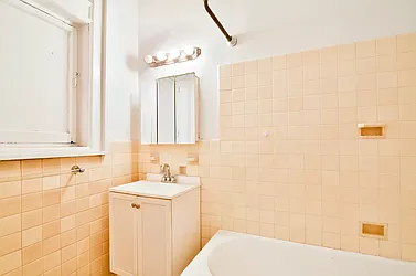 Rented by Platinum Forbes Global Properties