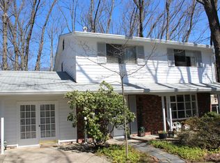 6814 Bellamy Ave, Springfield, VA 22152