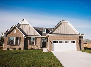 129 Saundra Dr, Fortville, IN 46040