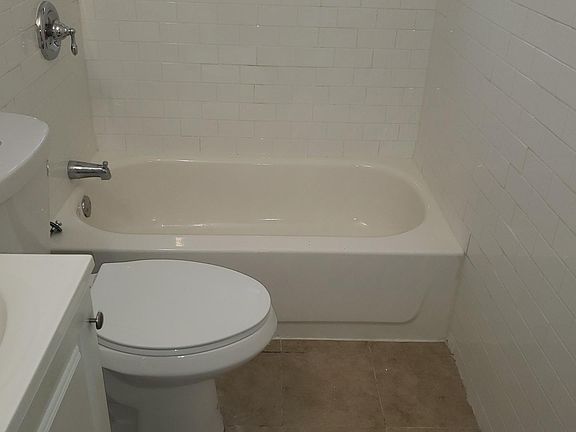 5th image of 66 Tuers Ave APT 1B