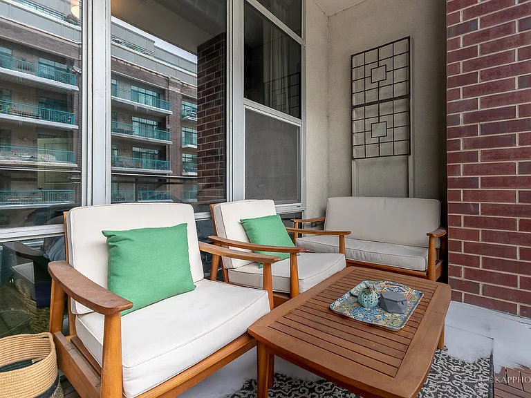 901 W Madison St #614 — Photo 9