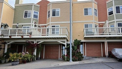 1st image of 189 Cleo Rand Ave
