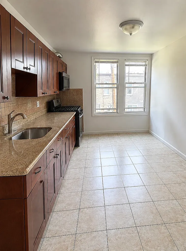 69-09 Luther Road — Photo 2