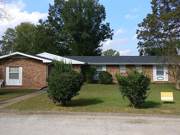 2nd image of 4001 Lara Ln #B