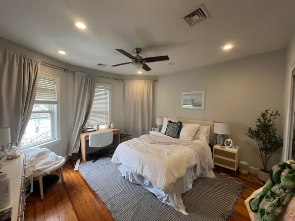 733 E 3rd St, Boston, MA