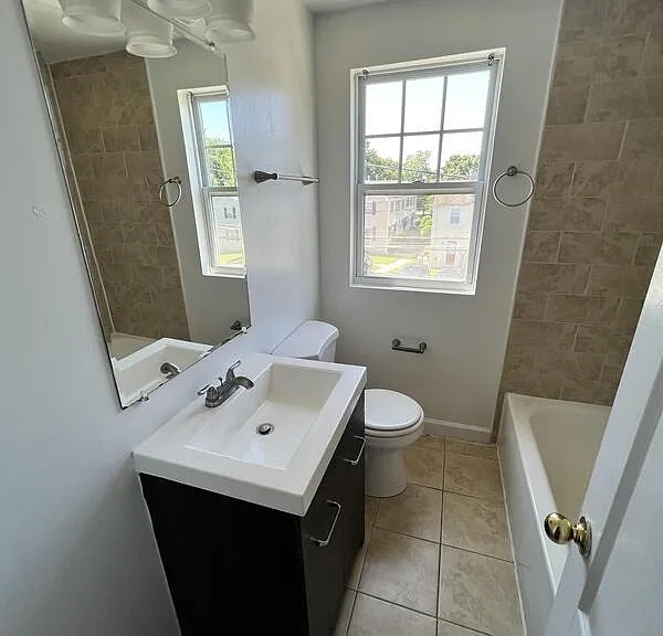 6890 Hawthorne St — Photo 19