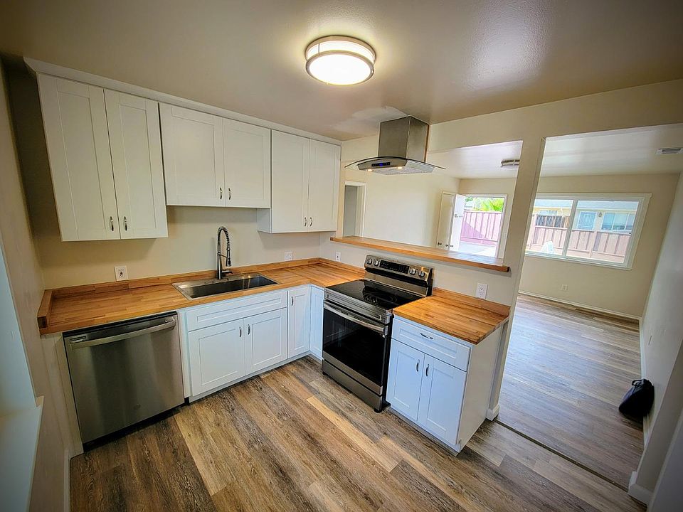 1st image of 3518 Olsen Dr