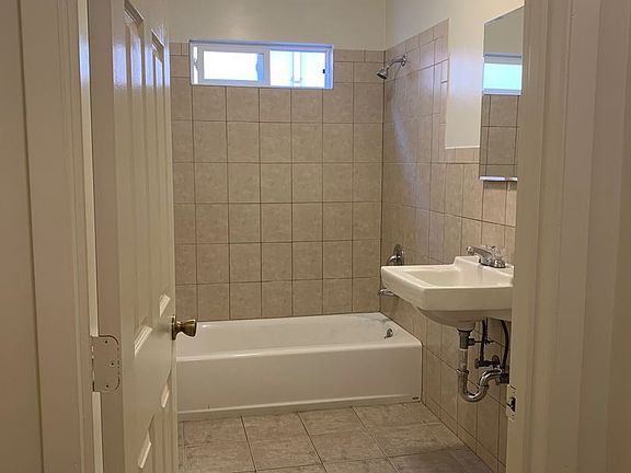 4th image of 250 N Idaho St #5