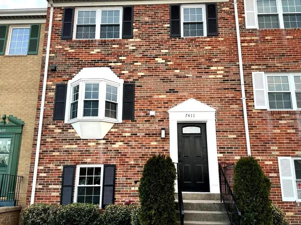 7411 Whernside St, Lorton, VA 22079