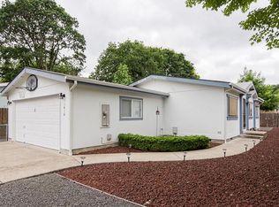 1616 Dotie Dr, Springfield, OR 97477