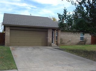 1437 S 121st Ave E, Tulsa, OK 74128
