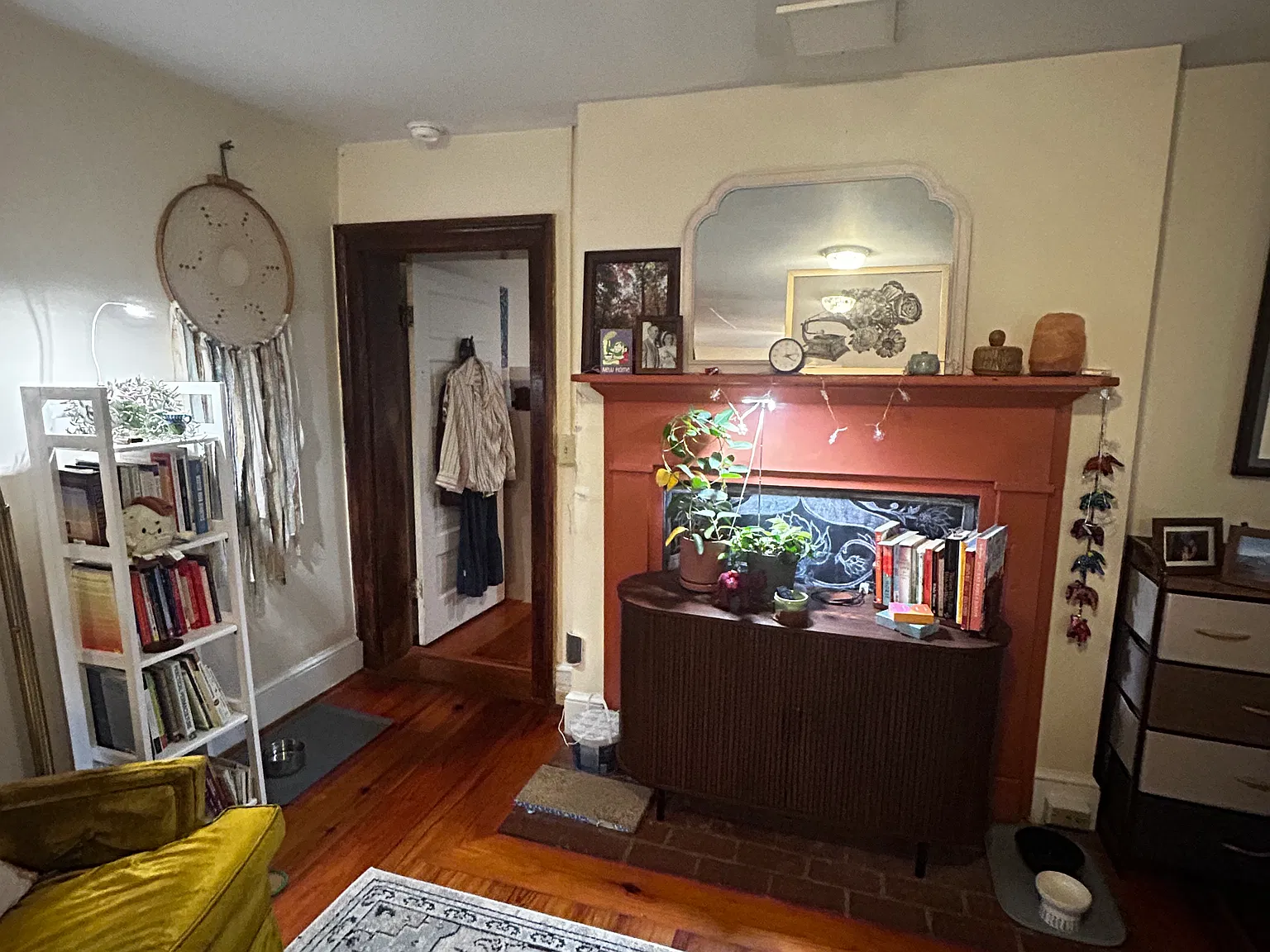 1 bed, 700 sqft, $975 — Photo 3