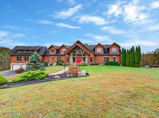 1095 High Bridge Rd, Nicholson, PA 18446