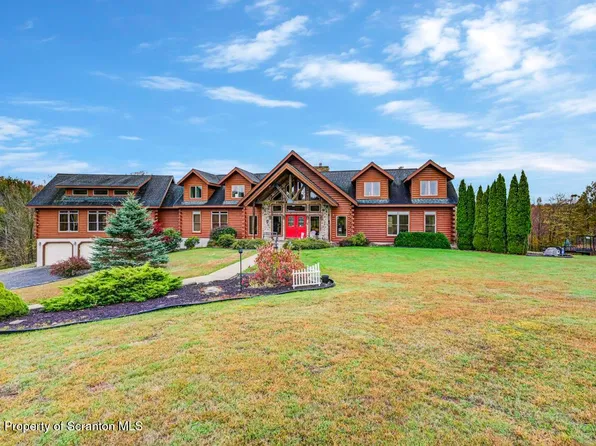 1095 High Bridge Rd, Nicholson, PA 18446