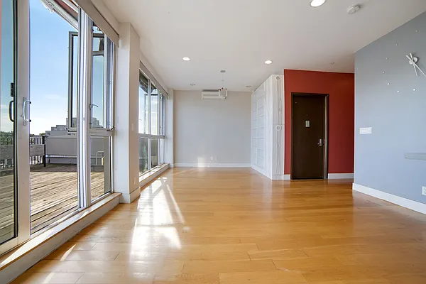 Rented by Compass | media 24