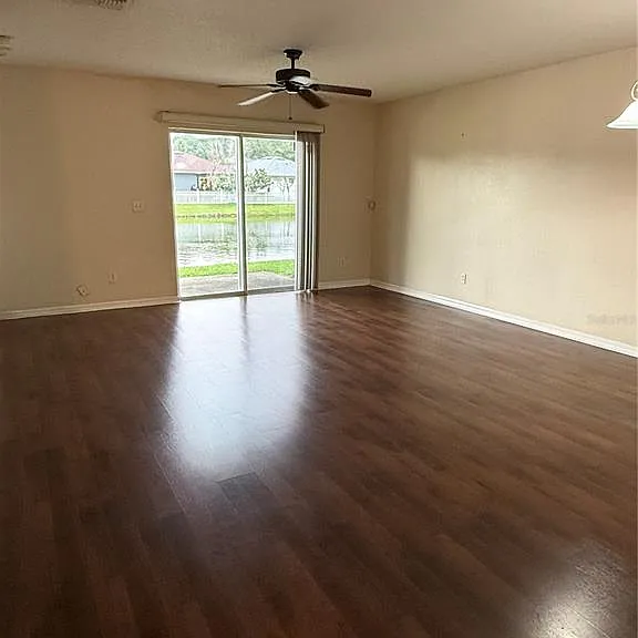 584 Cresting Oak Cir #22 — Photo 7