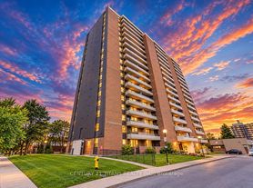 15 Torrance Rd, Toronto, ON