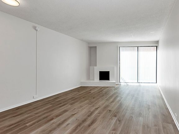 3rd image of 22 Vandewater St APT 203