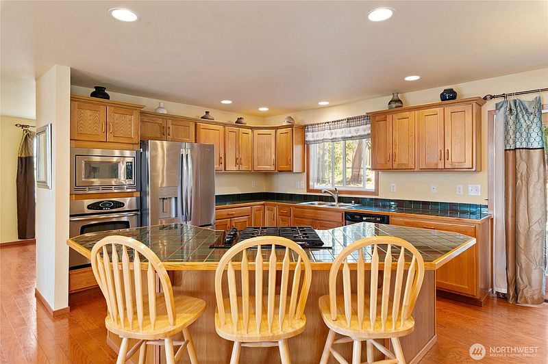 5th image of 3215 Rickey Road NE