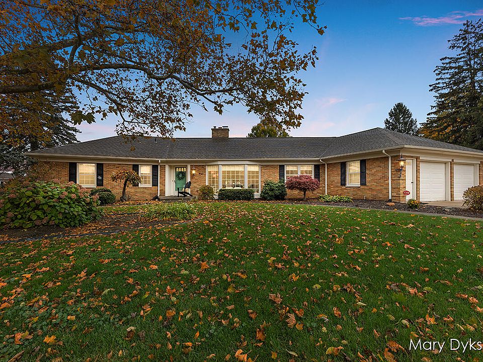 1st image of 64 S Winterhalder Dr
