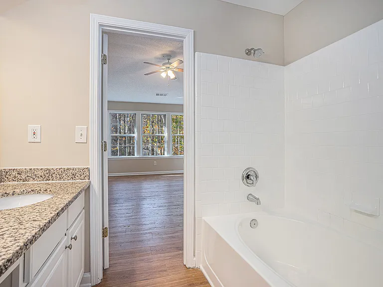 2894 Regent Walk Dr — Photo 13