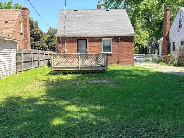 6181 Neff Ave — Photo 11