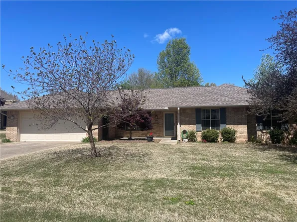 4300 Clark Ave, Springdale, AR 72762