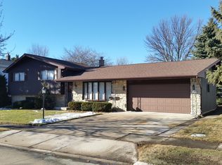 3414 S 12th Pl, Sheboygan, WI 53081