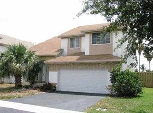 951 SW 98th Ter, Hollywood, FL 33025