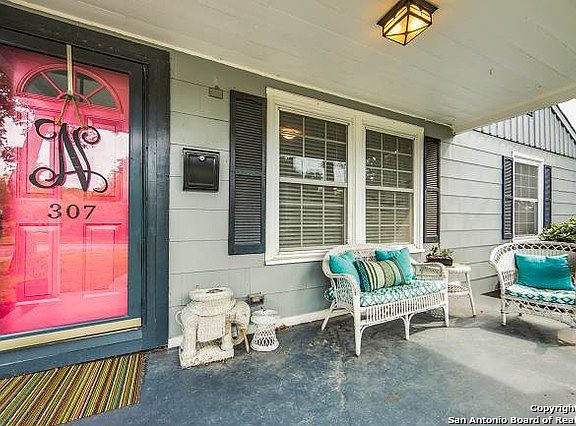 3rd image of 307 Brees Blvd