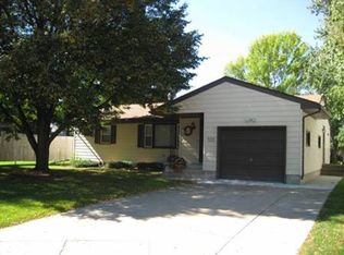 705 7th St NE, Waseca, MN 56093