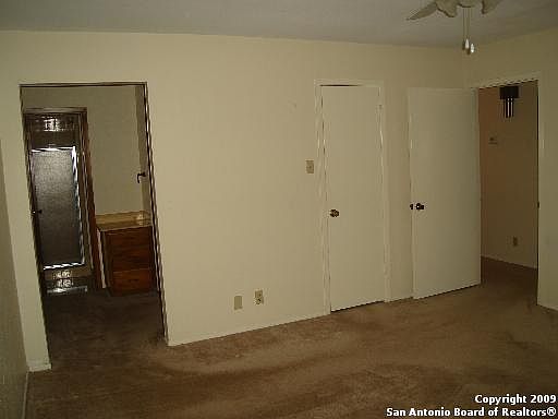 5th image of 5414 Princess Diane St