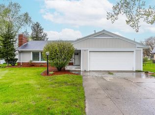 4920 Woodhurst Blvd, Fort Wayne, IN 46807