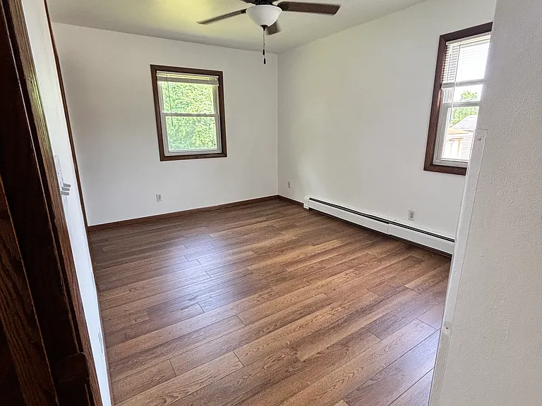 1044 W 10th Ave #A — Photo 14
