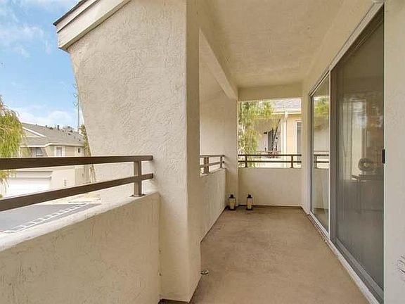 3rd image of 11868 Scripps Creek Dr APT A