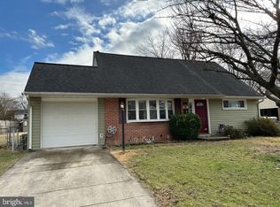 132 Elm Dr, Glen Burnie, MD 21060