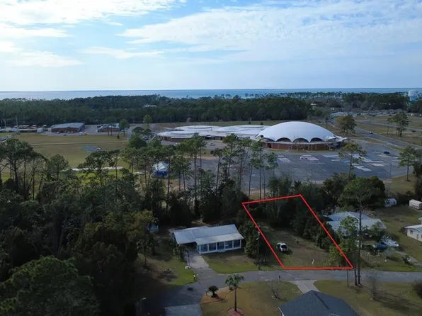 117 Monica Dr, Port St Joe, FL 32456