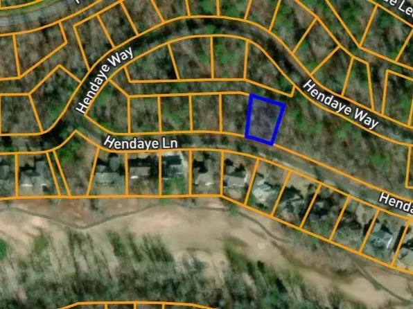 11 Hendaye Ln, Hot Springs Village, AR 71909