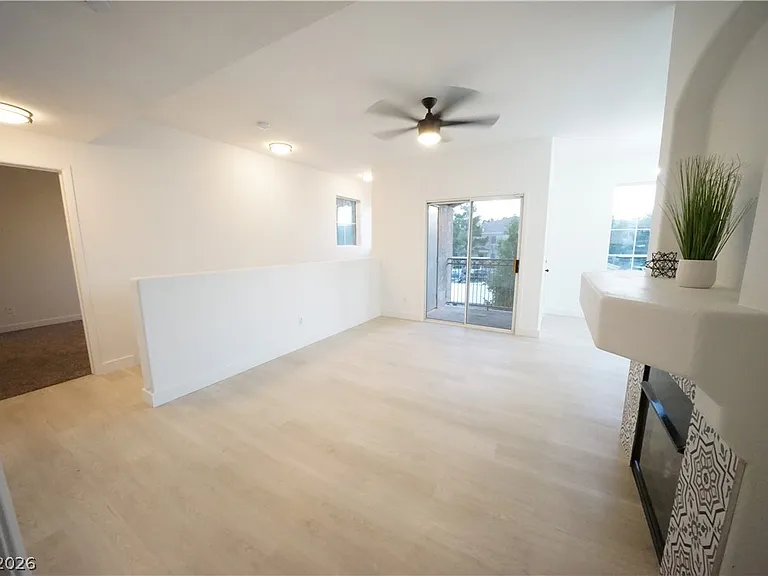 9050 W Warm Springs Rd #2084 — Photo 14
