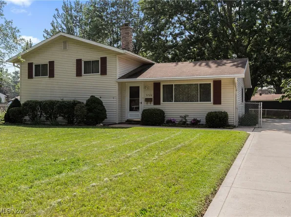 5726 Paula Blvd, North Ridgeville, OH 44039